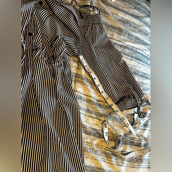 08-Monteau Striped Long Sleeve Dress with Tie Accents - Picture 9 of 10